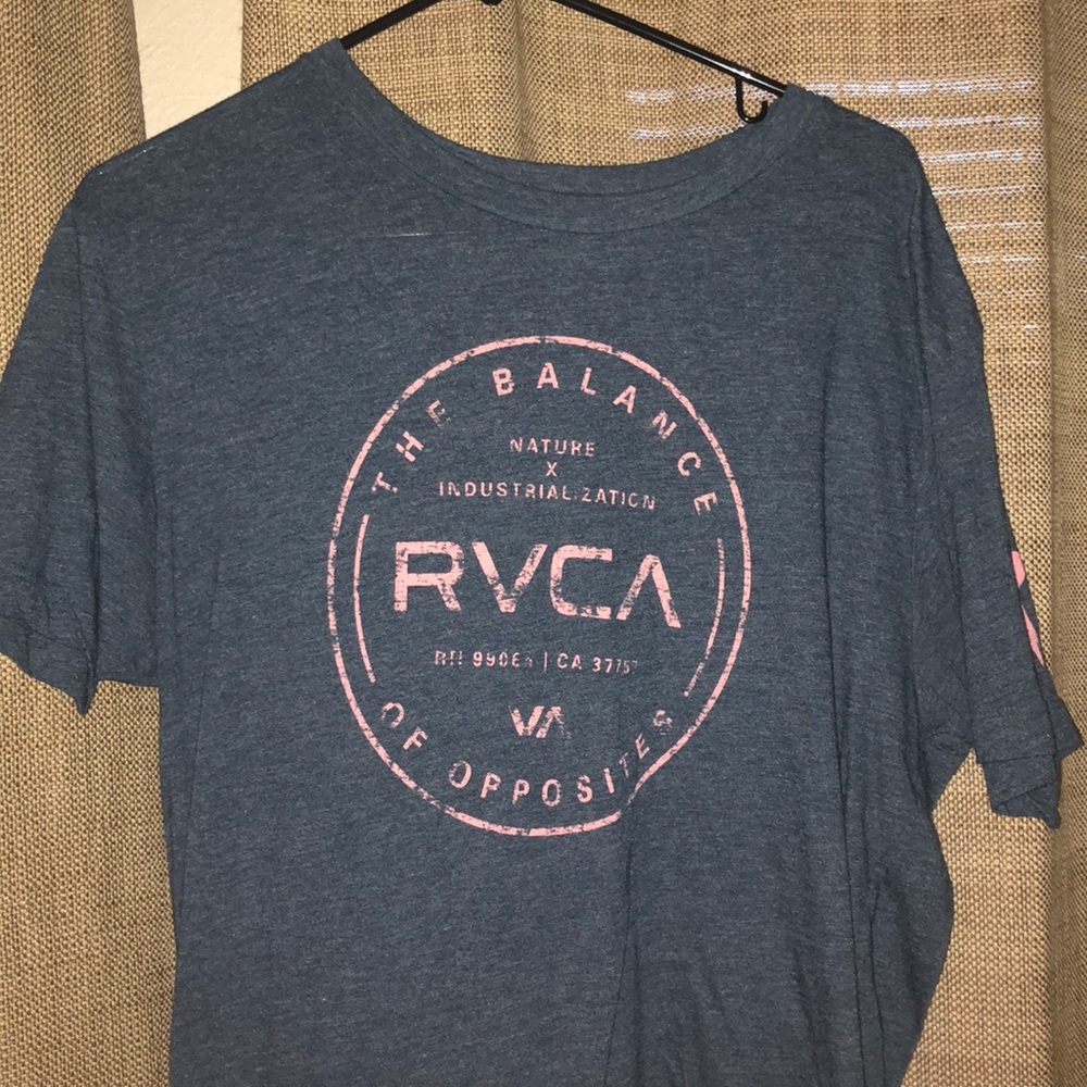 RVCA breast cancer support tee